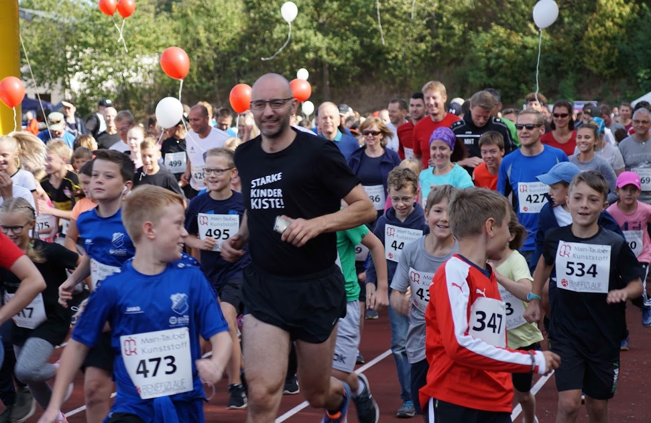 Bild vom 11. Benefizlauf im Jahr 2019. Dies ist das 1. Bild.